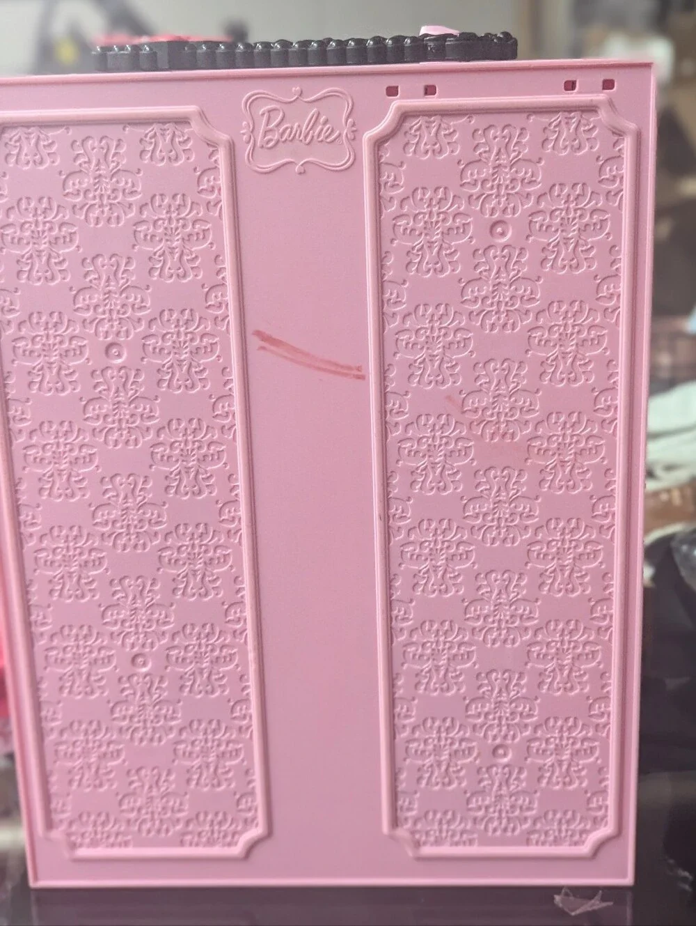 Barbie Pink Folding Wardrobe Closet Carrying Case Doll Clothes Storage Playset